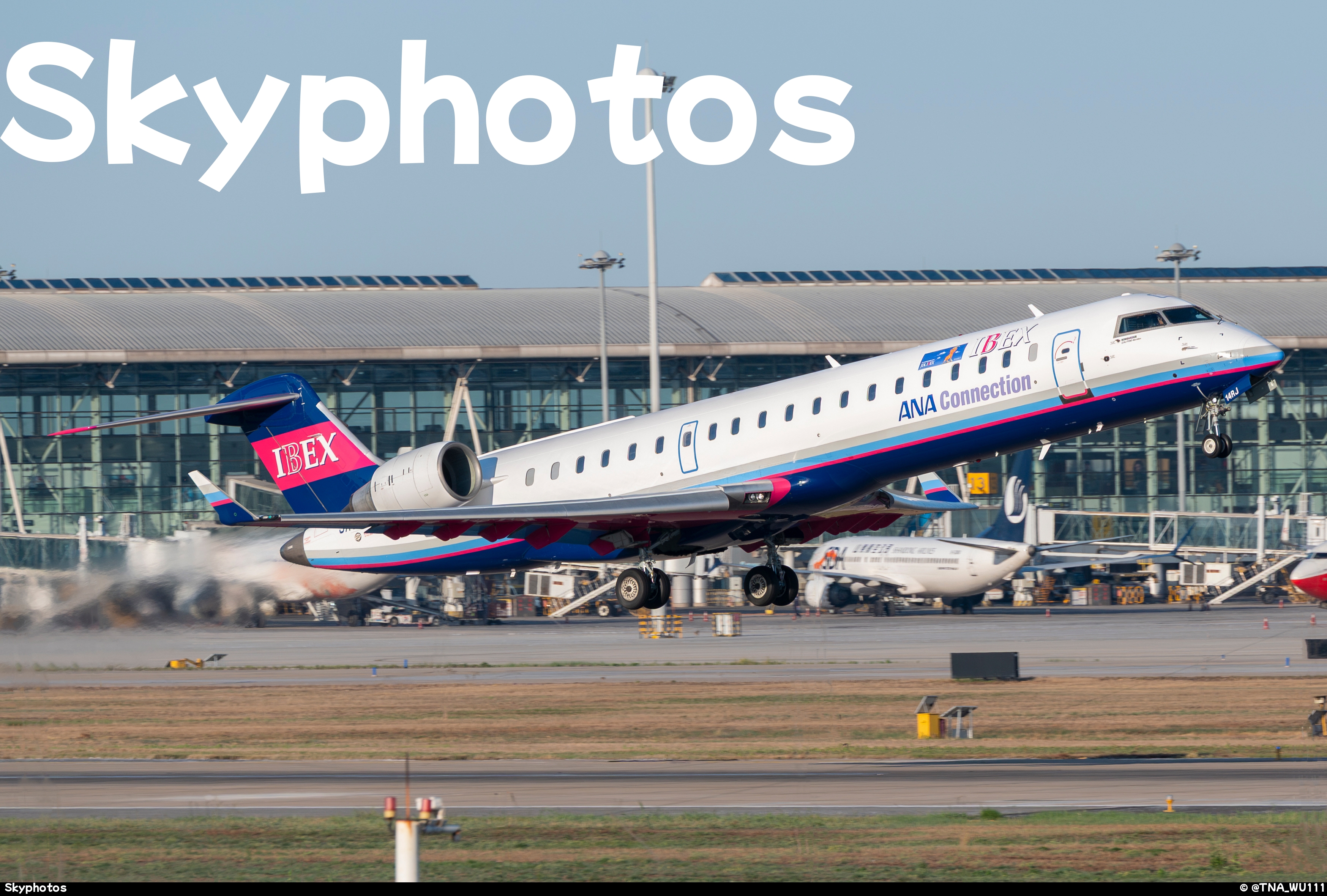IBEX 航空 CRJ-700
