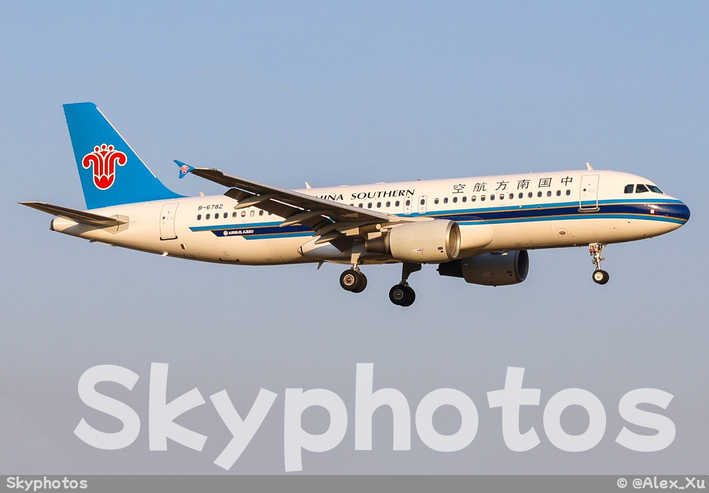 中国南方航空 A320-214 at 沈阳桃仙国际机场