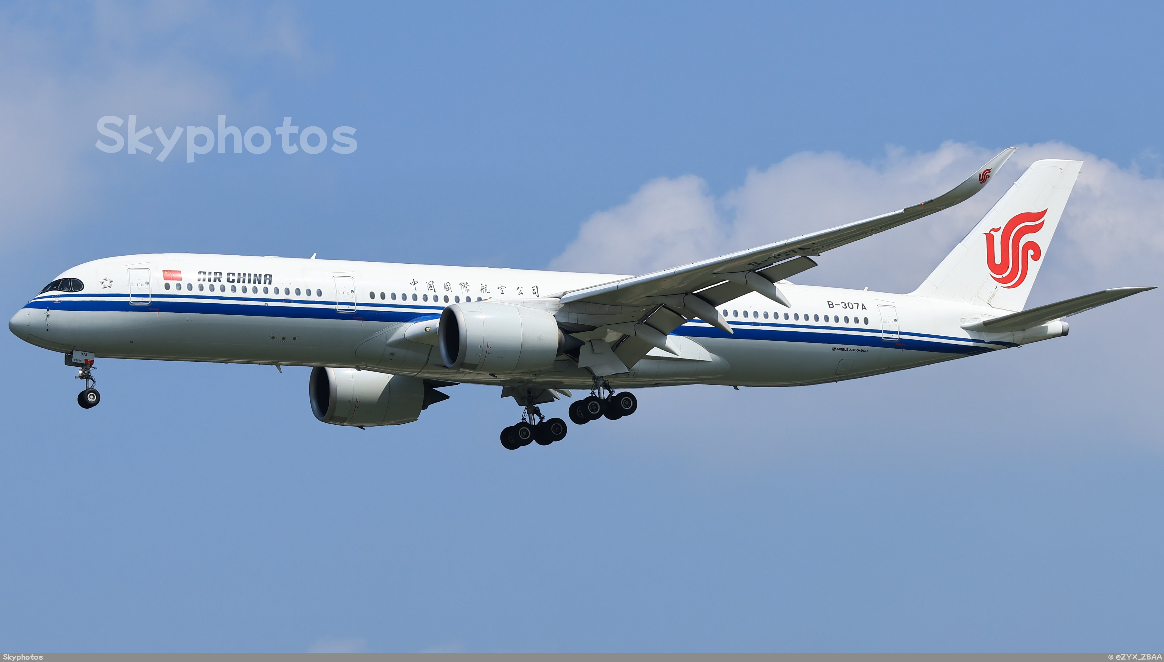 中国国际航空 A350-941 at 北京首都国际机场