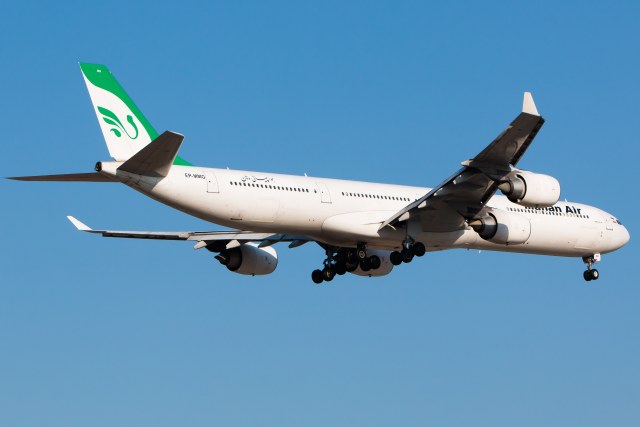 马汉航空 Airbus 340-642