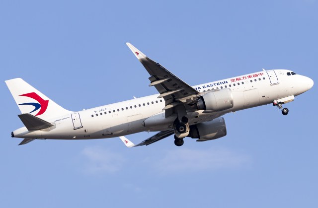 中国东方航空 A320-251N