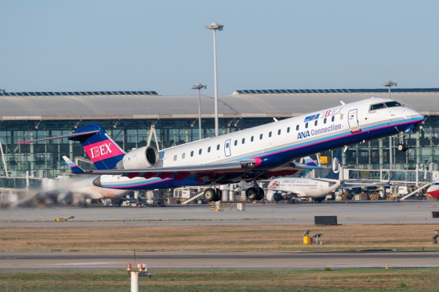 IBEX 航空 CRJ-700
