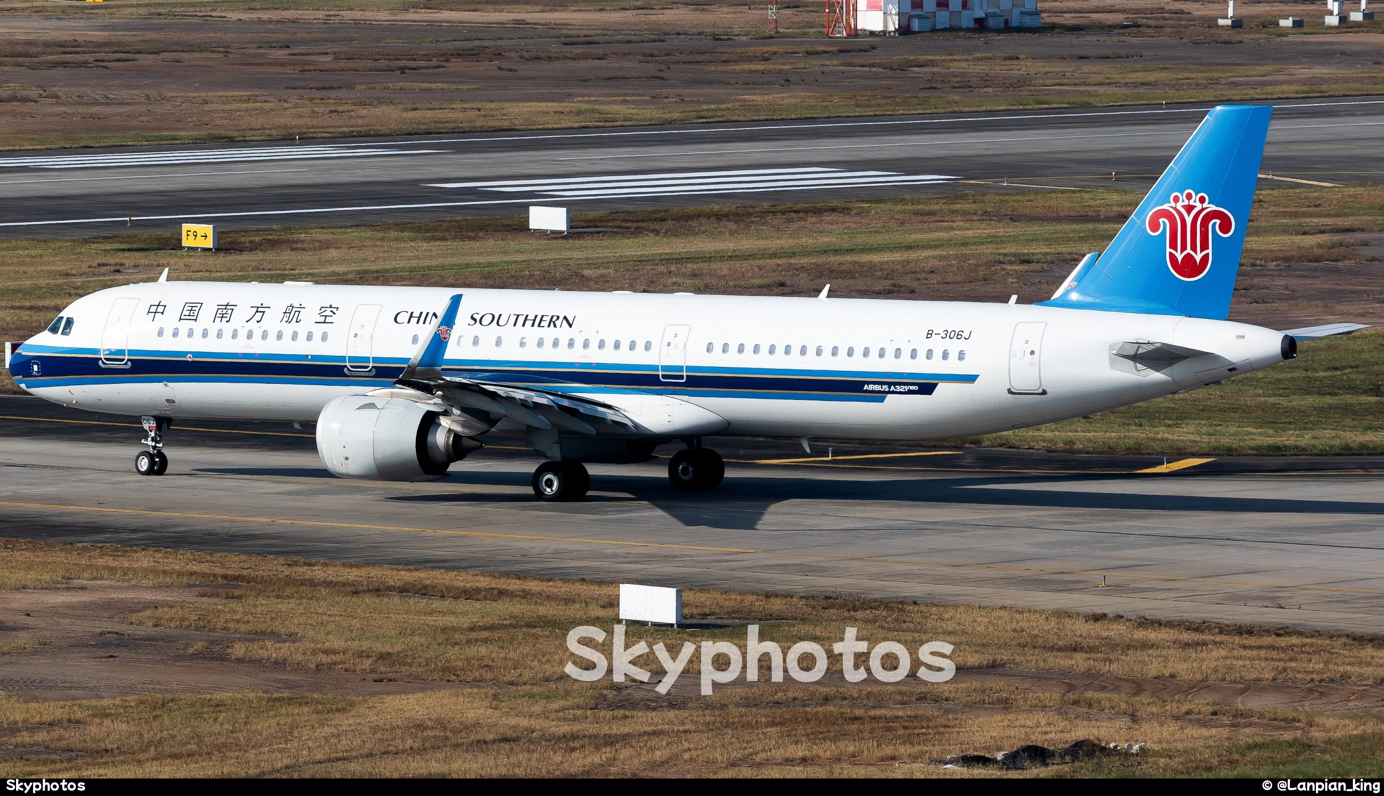 中国南方航空 A321-253N at ZGGG