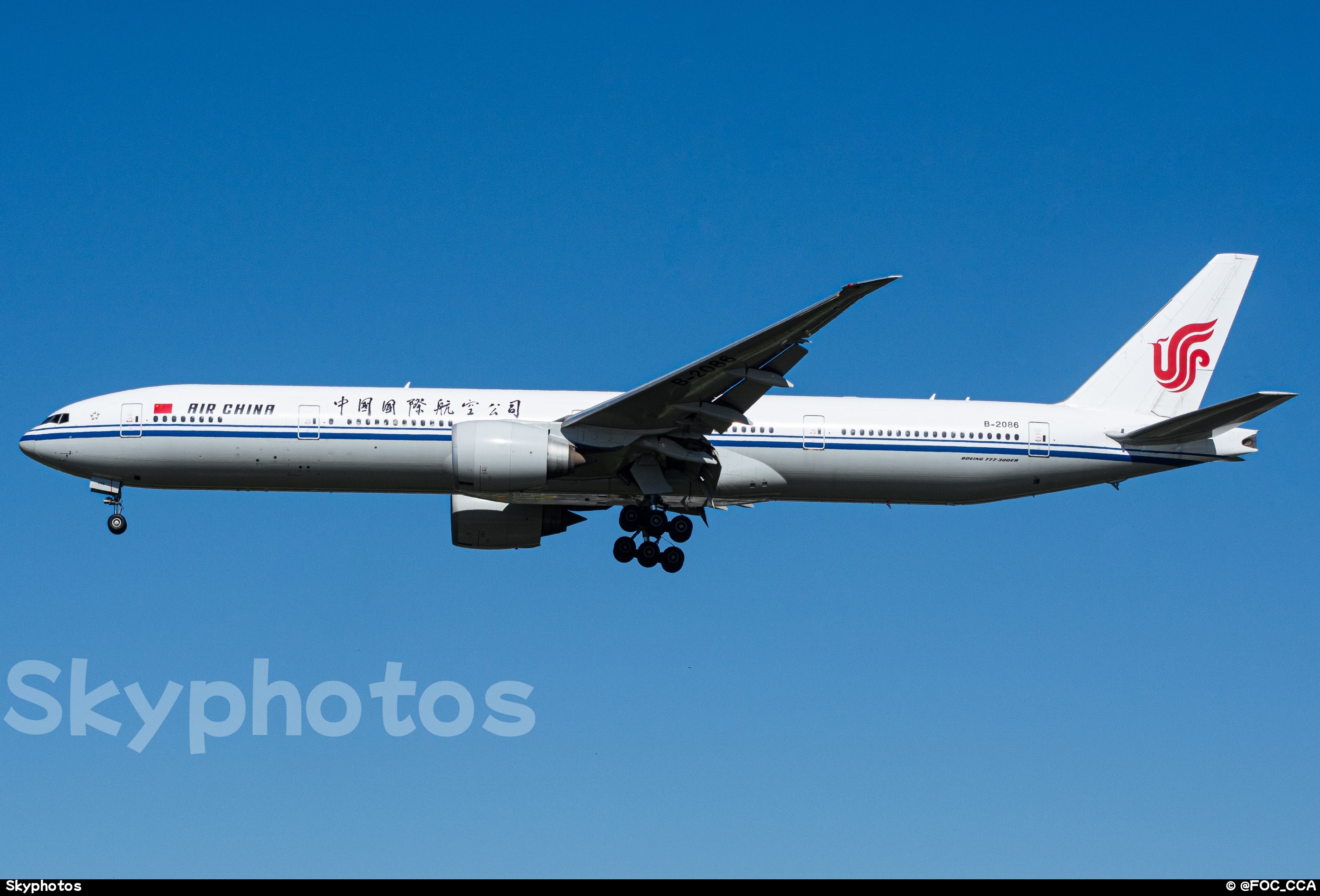 中国国际航空 B777-39L(ER) at 北京首都国际机场