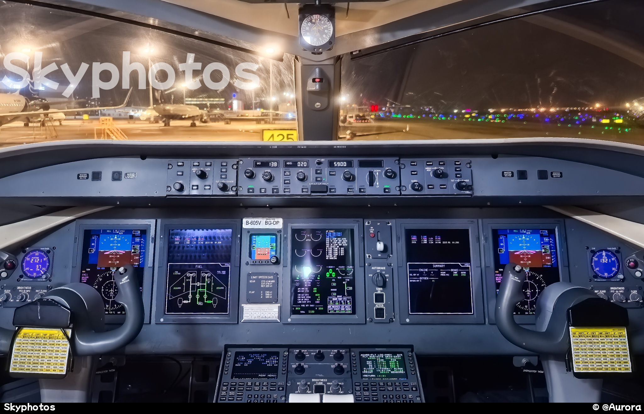 江西航空 ARJ21-700 at 重庆江北国际机场