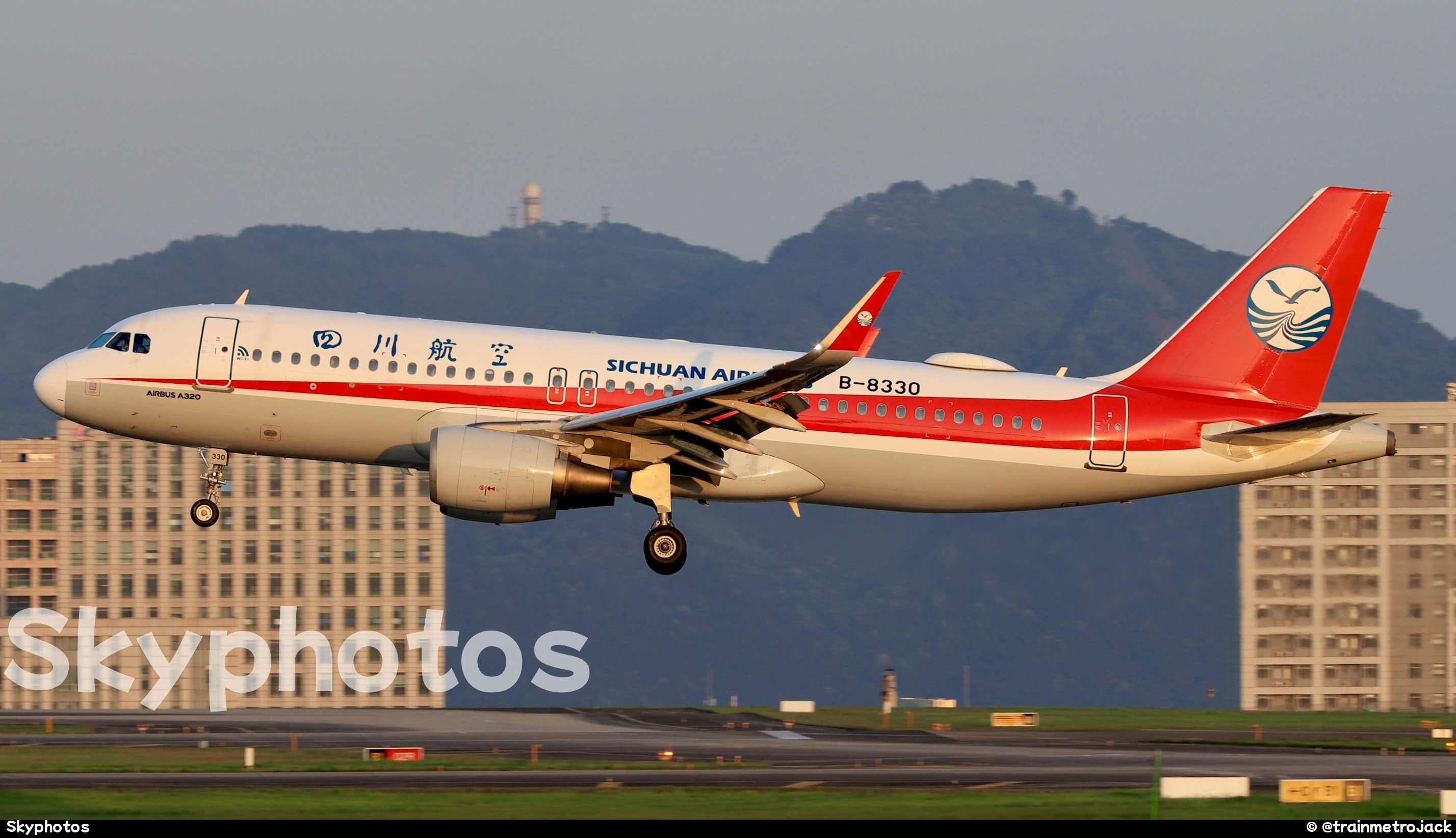 四川航空 A320-214(SL)