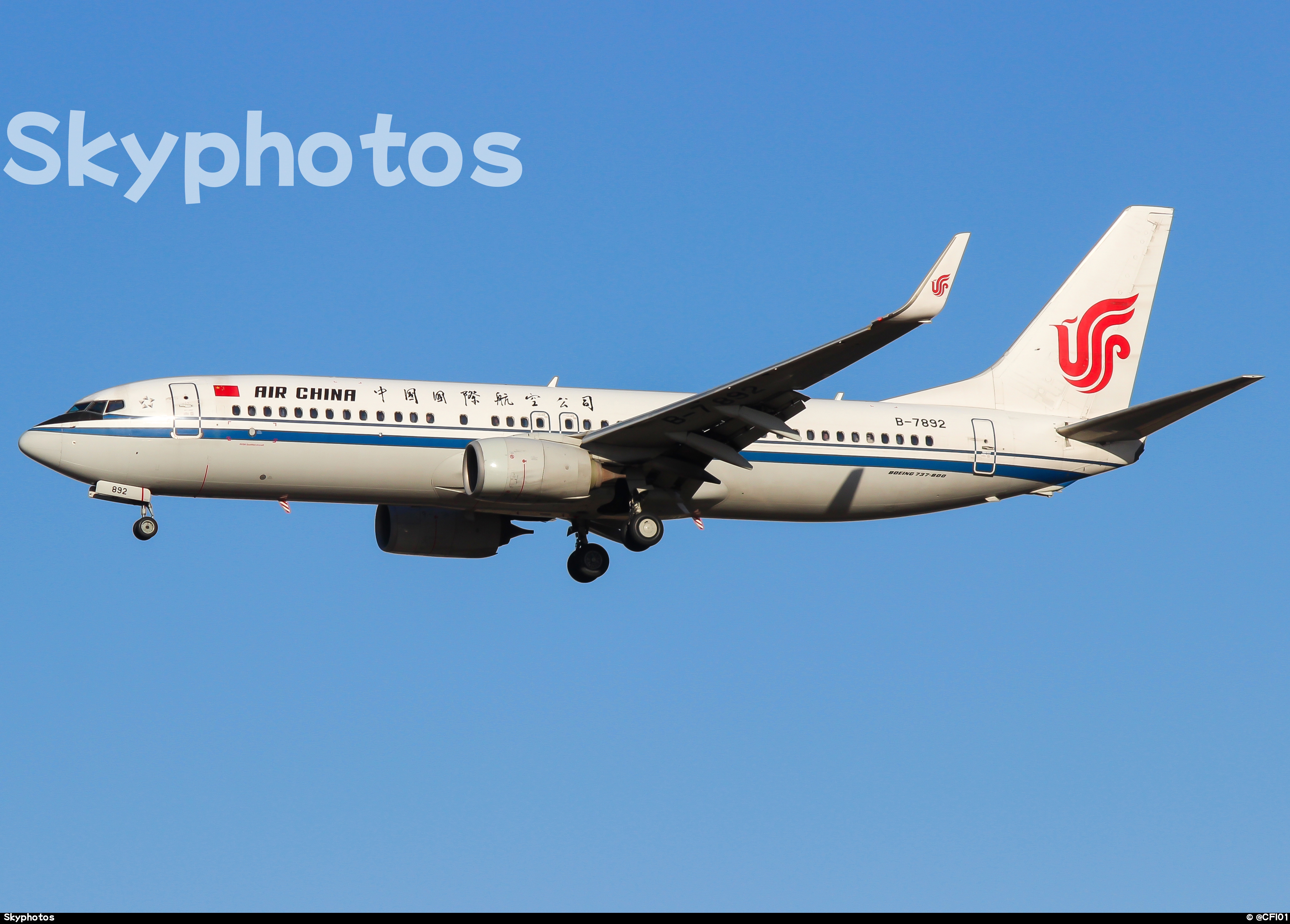 中国国际航空 B737-89L(WL) at 北京首都国际机场