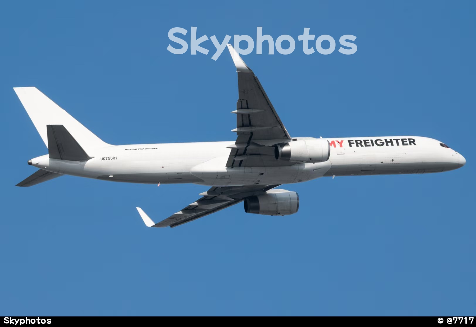 乌兹别克中亚航空 Boeing757-223（PCF）